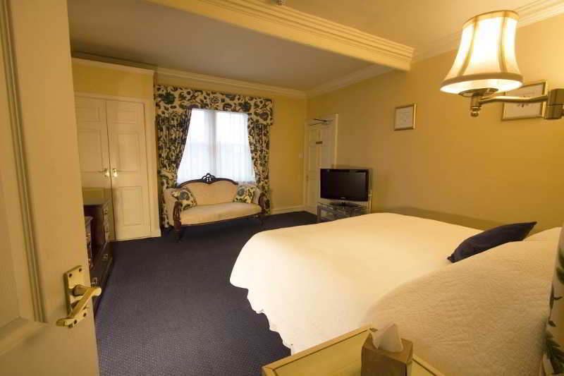The Wheatsheaf Hotel And Restaurant Swinton  ภายนอก รูปภาพ