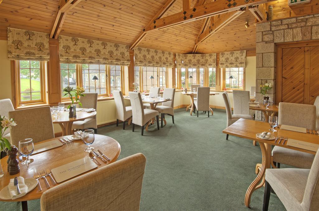 The Wheatsheaf Hotel And Restaurant Swinton  ภายนอก รูปภาพ