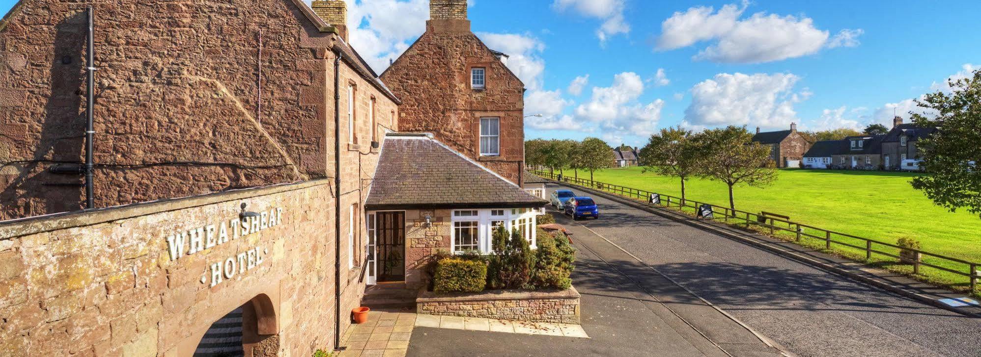 The Wheatsheaf Hotel And Restaurant Swinton  ภายนอก รูปภาพ